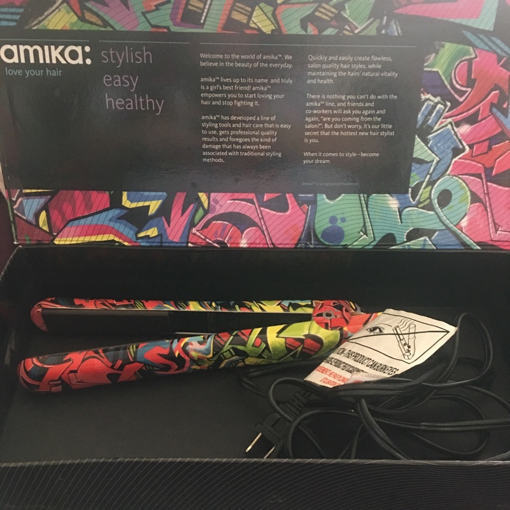 amika downtown graffiti ceramic styler
